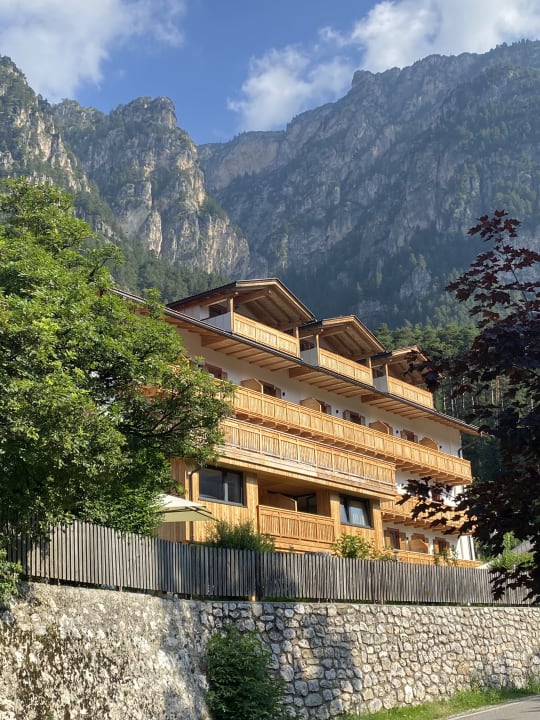 Außenansicht Dolomitenhotel Weisslahnbad