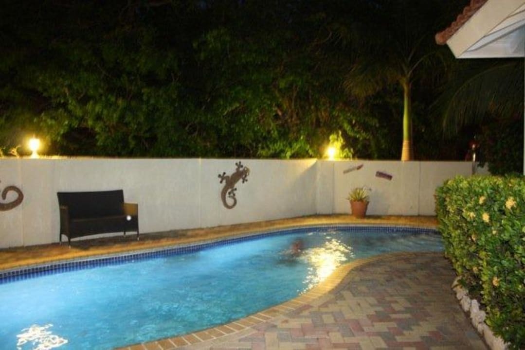 Pool Villa Palu di Koko