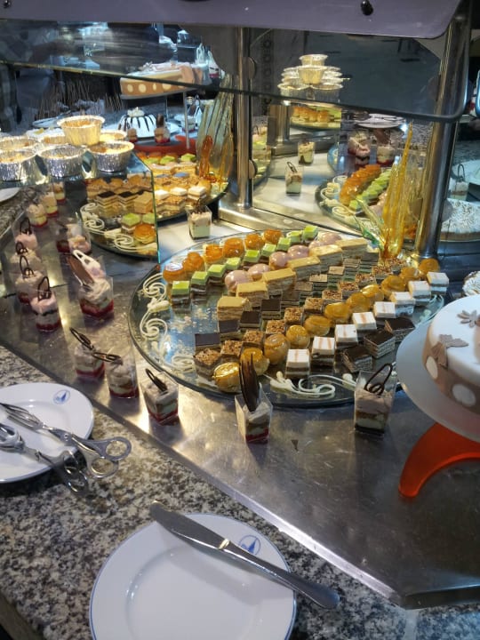 Kuchenbüffet El Mouradi Club Kantaoui