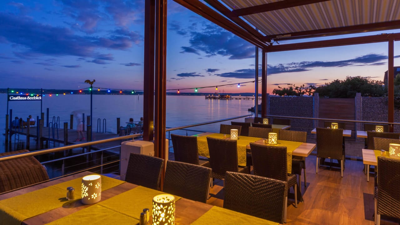 Gartenterrasse direkt am See Gasthaus Seeblick