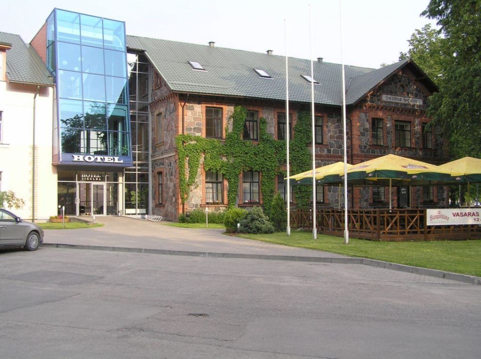 Aussenansicht des Hotels "Sigulda" Hotel Sigulda