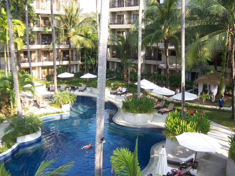 Schöne Poollandschaft Holiday Inn Resort Phuket Surin Beach by IHG