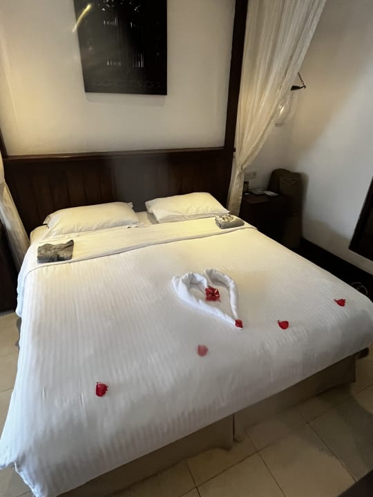 Zimmer Royal Palms Beach Hotel