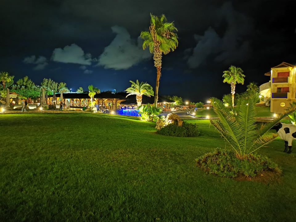 Gartenanlage Hotel Kalithea Horizon Royal