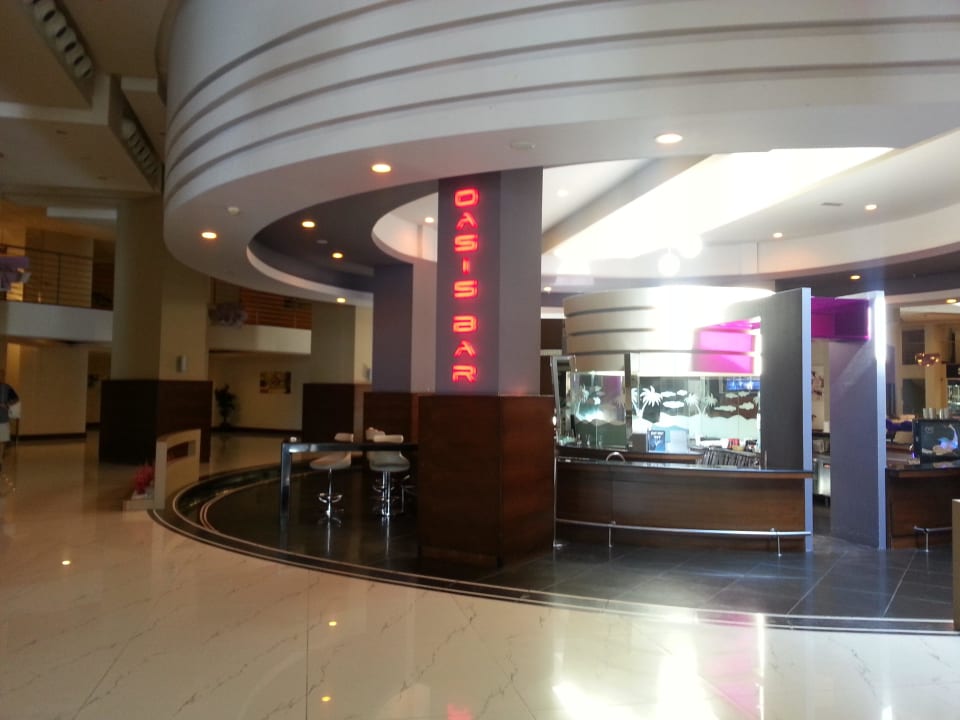 OASIS BAR Limak Lara Deluxe Hotel & Resort