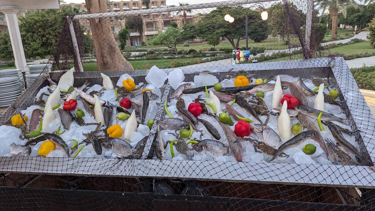 Gastro Brayka Bay Resort