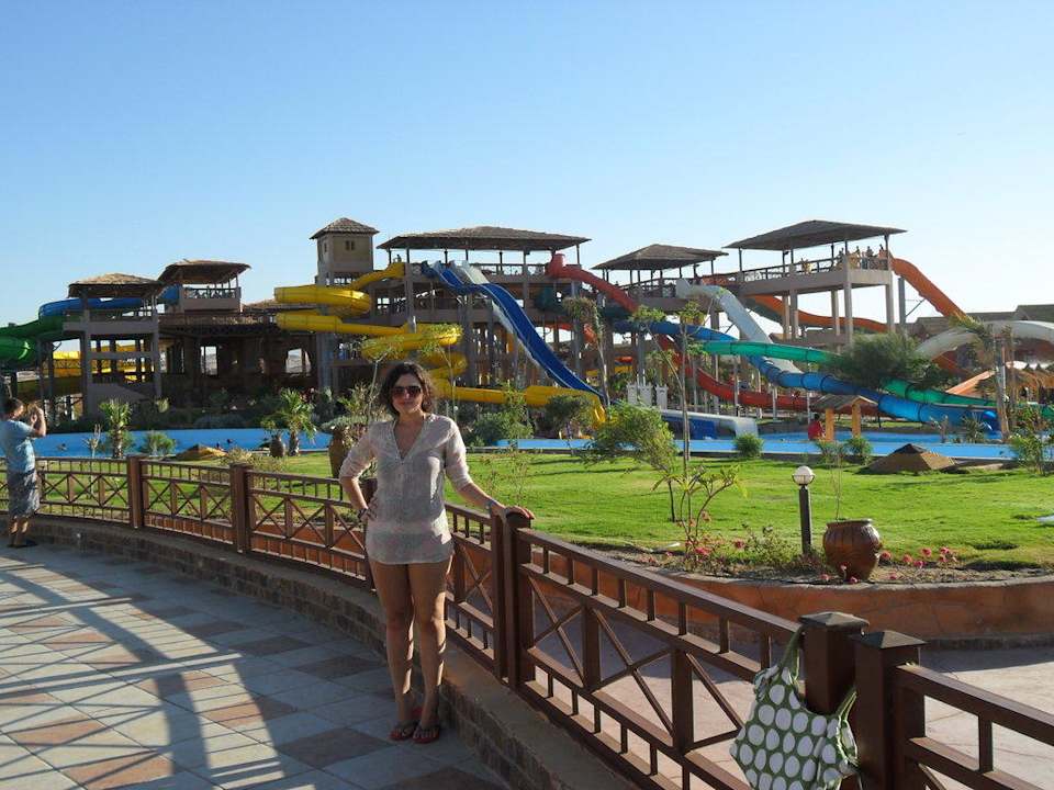 В аква парке Pickalbatros Alf Leila Wa Leila Resort - Neverland Hurghada