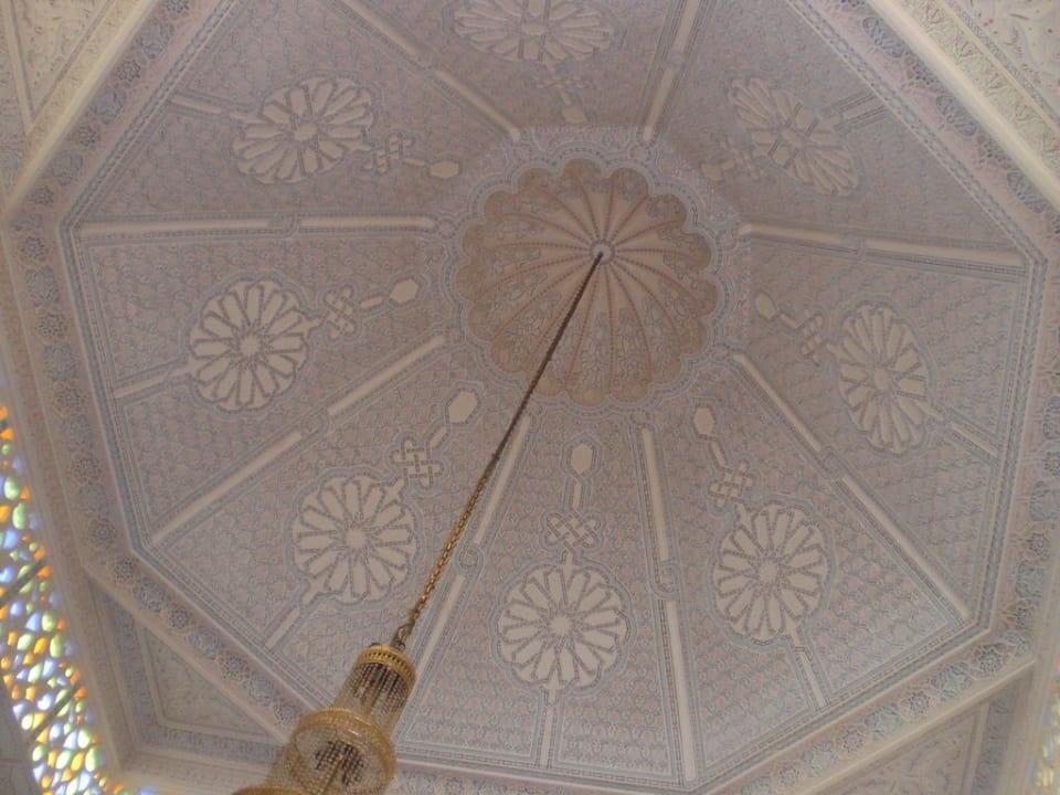 Wieder ein Leuchter Pickalbatros Alf Leila Wa Leila Resort - Neverland Hurghada