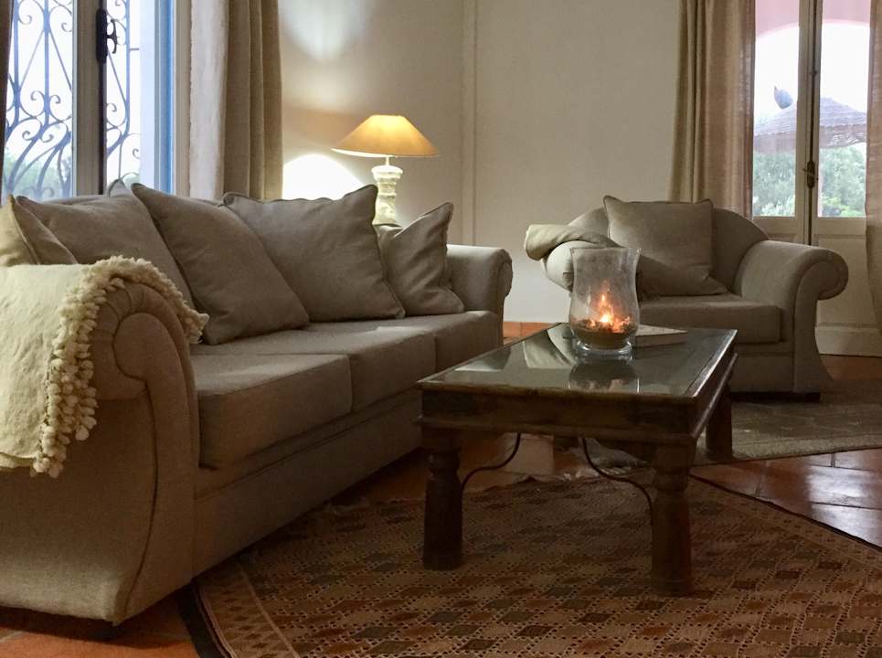 Lobby Maison dˋHôte Domaine El-Manar