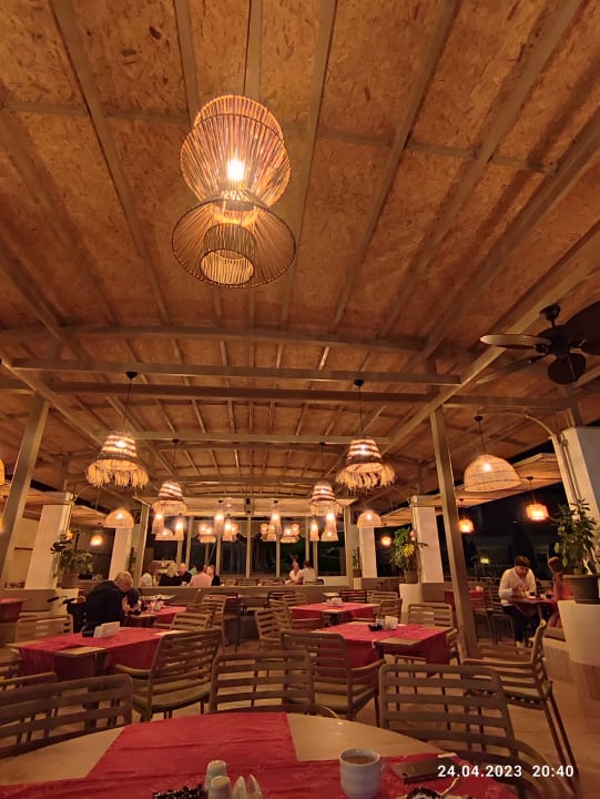 Gastro Can Garden Resort