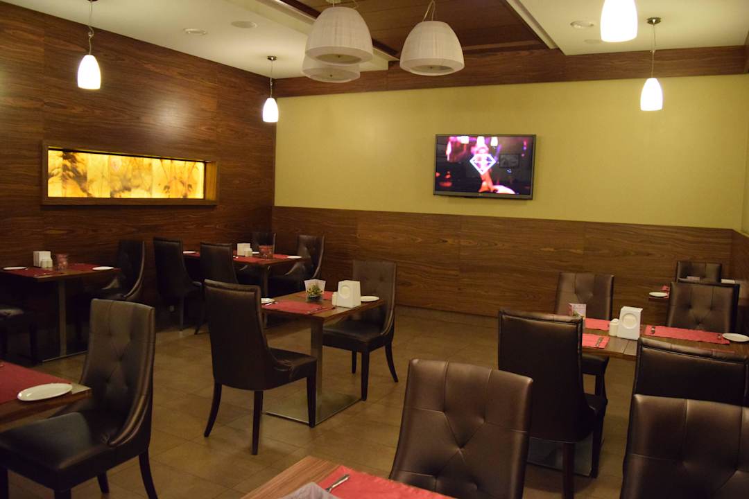 Restaurant im Untergeschoss Hotel Park Chernigiv