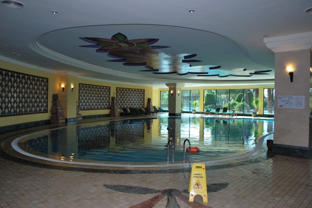 Hallenbad IC Hotels Green Palace