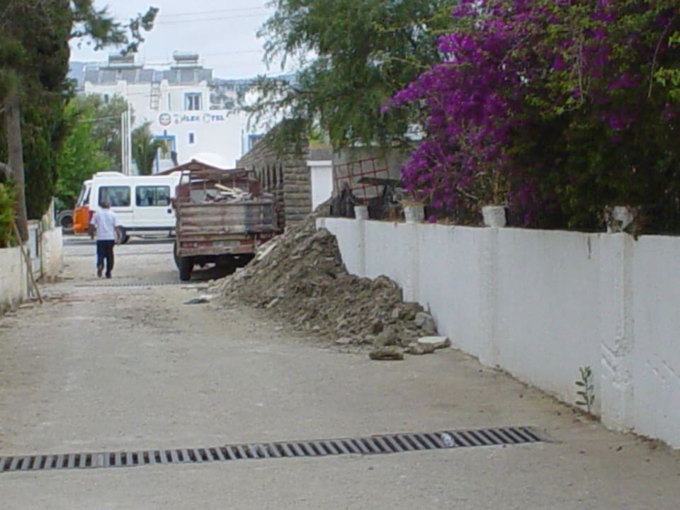 Zuweg zum Hotel Ladonia Hotels Delmare