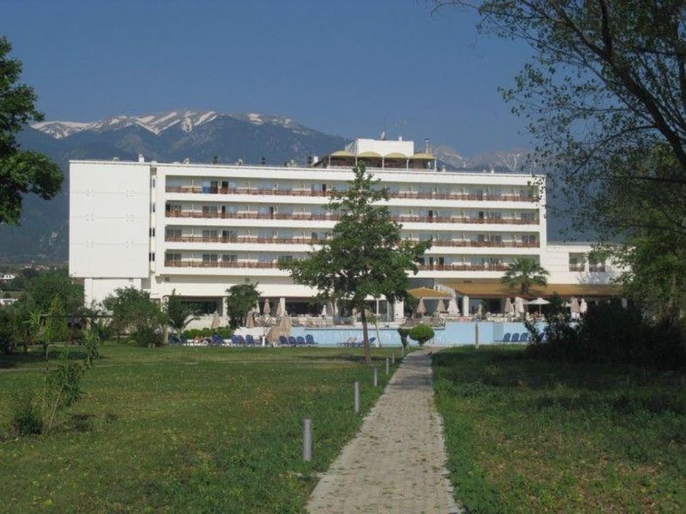 Hotel Olympian Bay Grand Resort