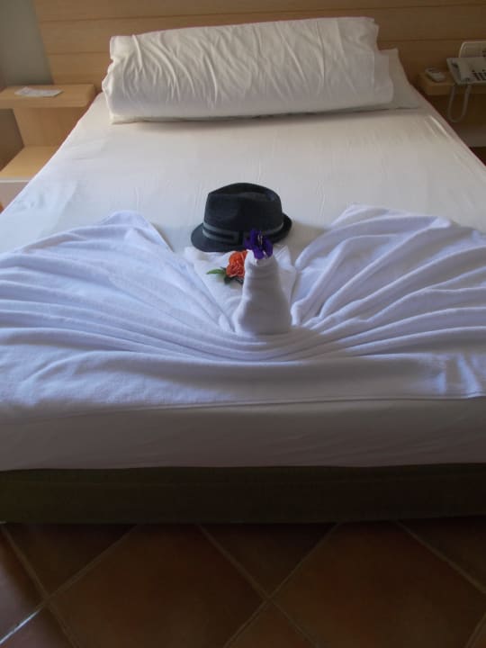 Motive auf dem Bett Akdora Elite Hotel & Spa