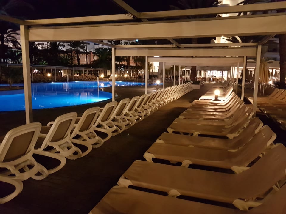 Pool Hotel Riu Papayas