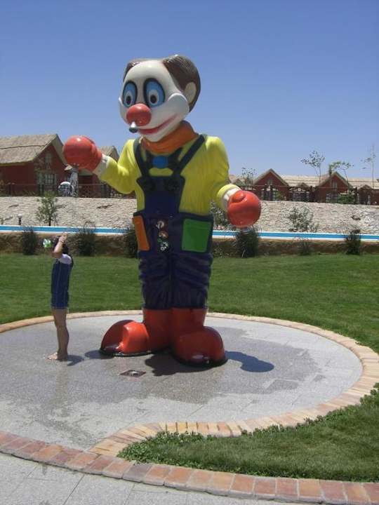 Jungel Park Duscheam Pool Pickalbatros Alf Leila Wa Leila Resort - Neverland Hurghada