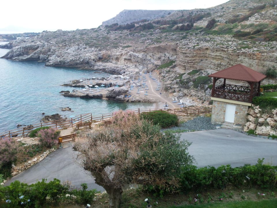 Balkonblick auf die Bucht Hotel Kalithea Horizon Royal