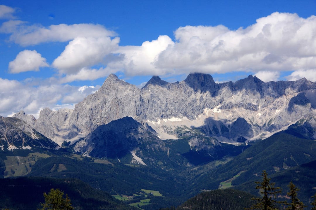 Blick zum Dachstein Haus Johanna