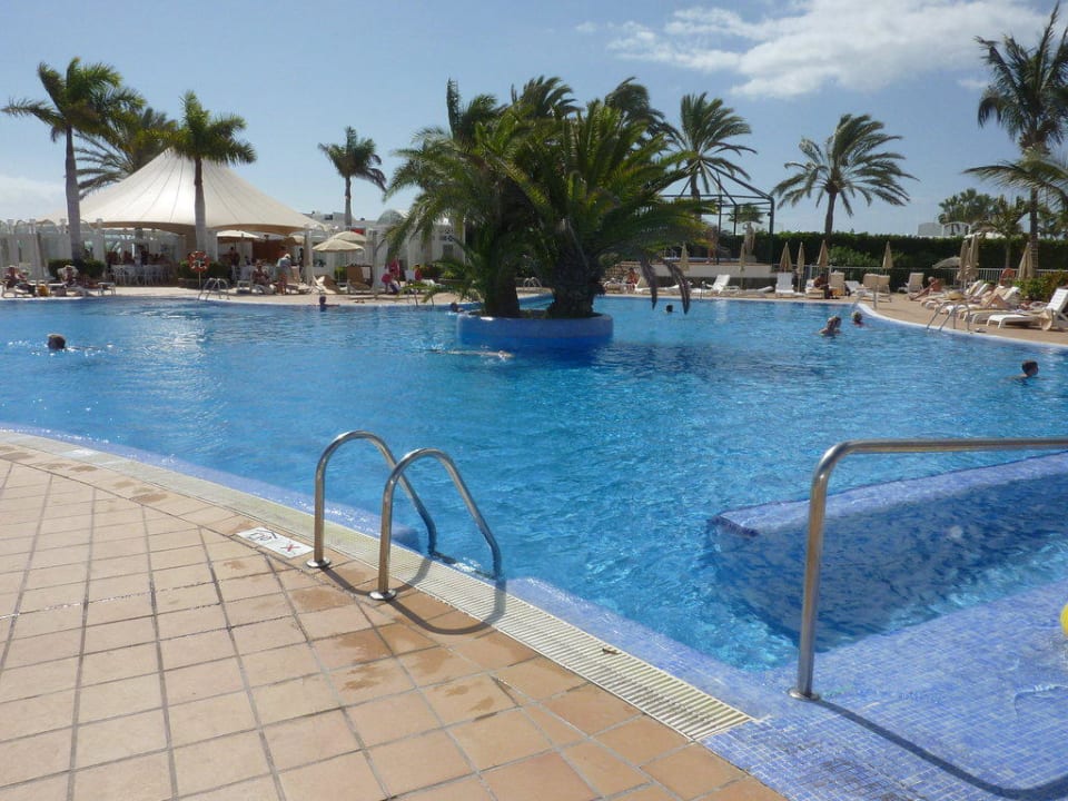 Großer Pool des Hotels Hotel Riu Palace Maspalomas Adults Only
