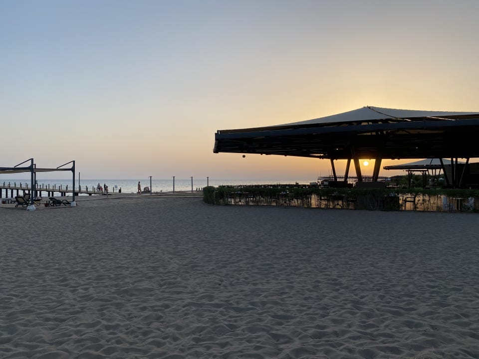 Strand Xanadu Resort Hotel