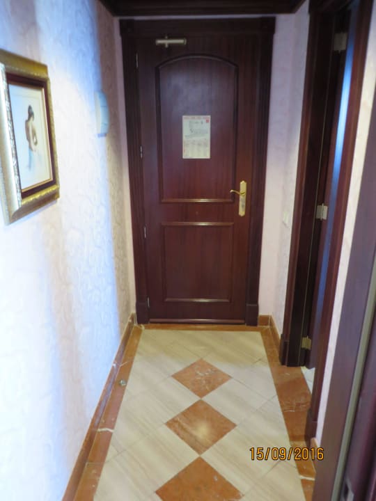 Flur Hotel Riu Madeira