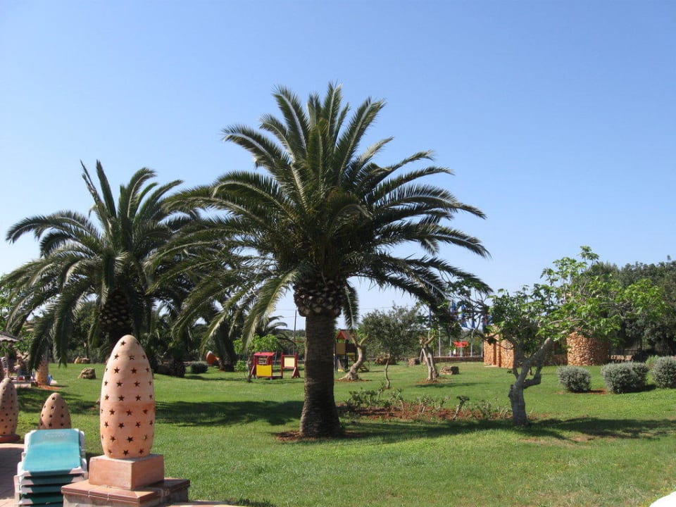 Gartenbereich des Hotels Hotel Mariant Park