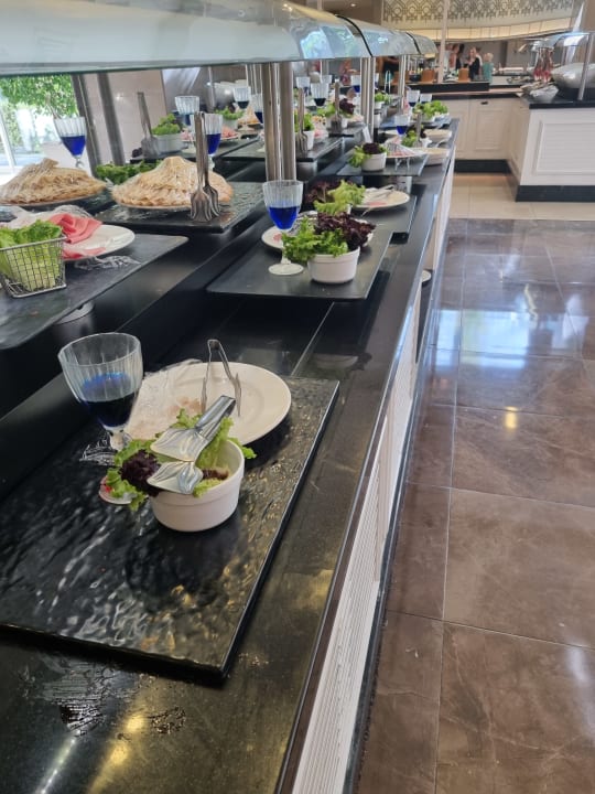 Gastro Well Palace Side