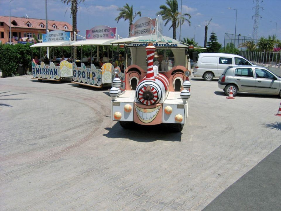 Reitausflug der Kinder Hane Family Resort
