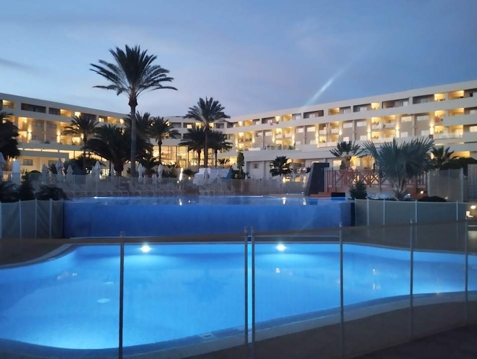 Pool Iberostar Waves Gaviotas Park