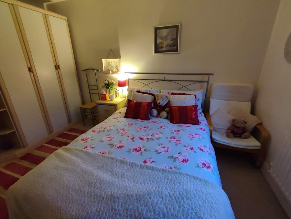 Zimmer Highbury House, Warm and Welcoming.