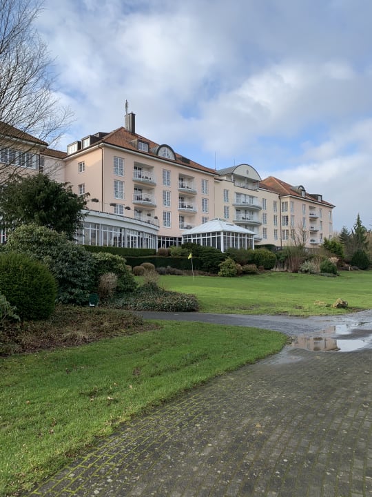 Außenansicht Golf & Sporthotel Wiesensee