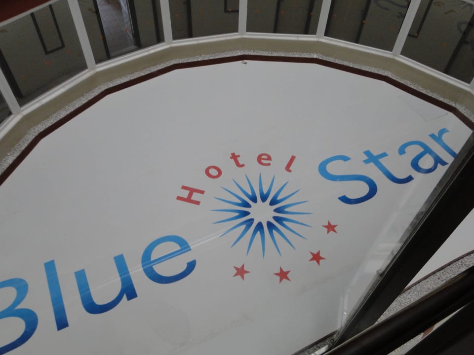 Widok z windy. Blue Star Hotel