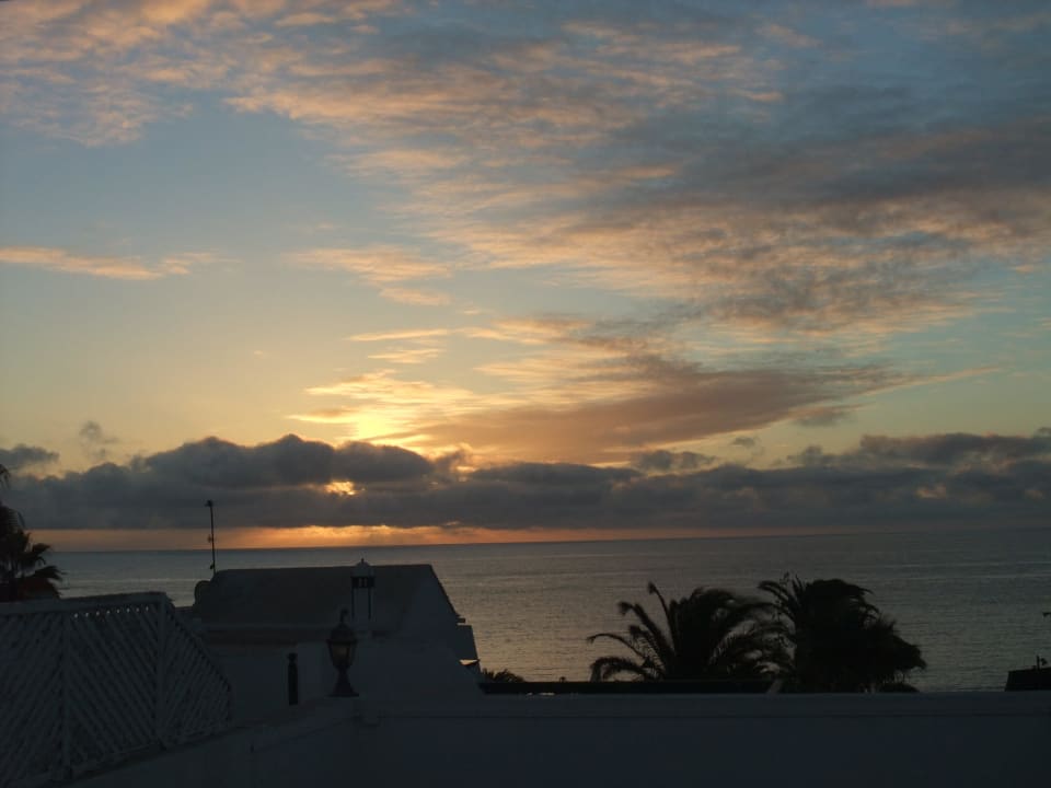 Sonnenaufgang  Apartamentos Celeste