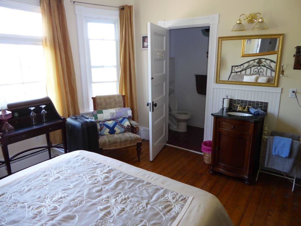 Edith's Room The Lilac Inn B&B