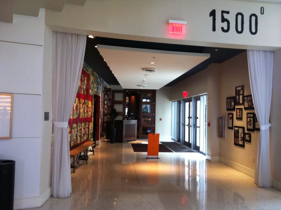 Restaurant Eingang Eden Roc Miami Beach