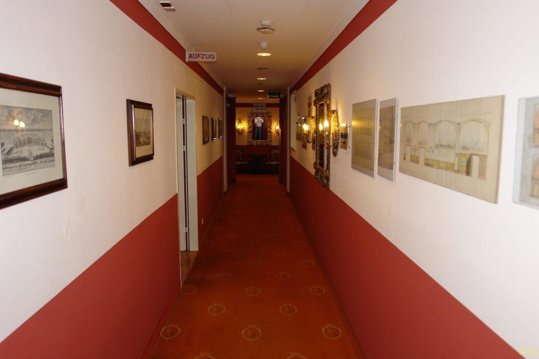 Hotelflur - 4. Etage Hotel Regina