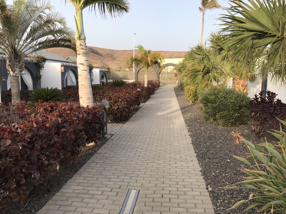 Gartenanlage R2 Romantic Fantasia Suites - Adults only