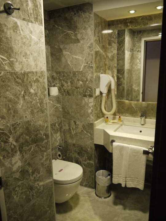 Unser schönes Badezimmer Hotel Yigitalp