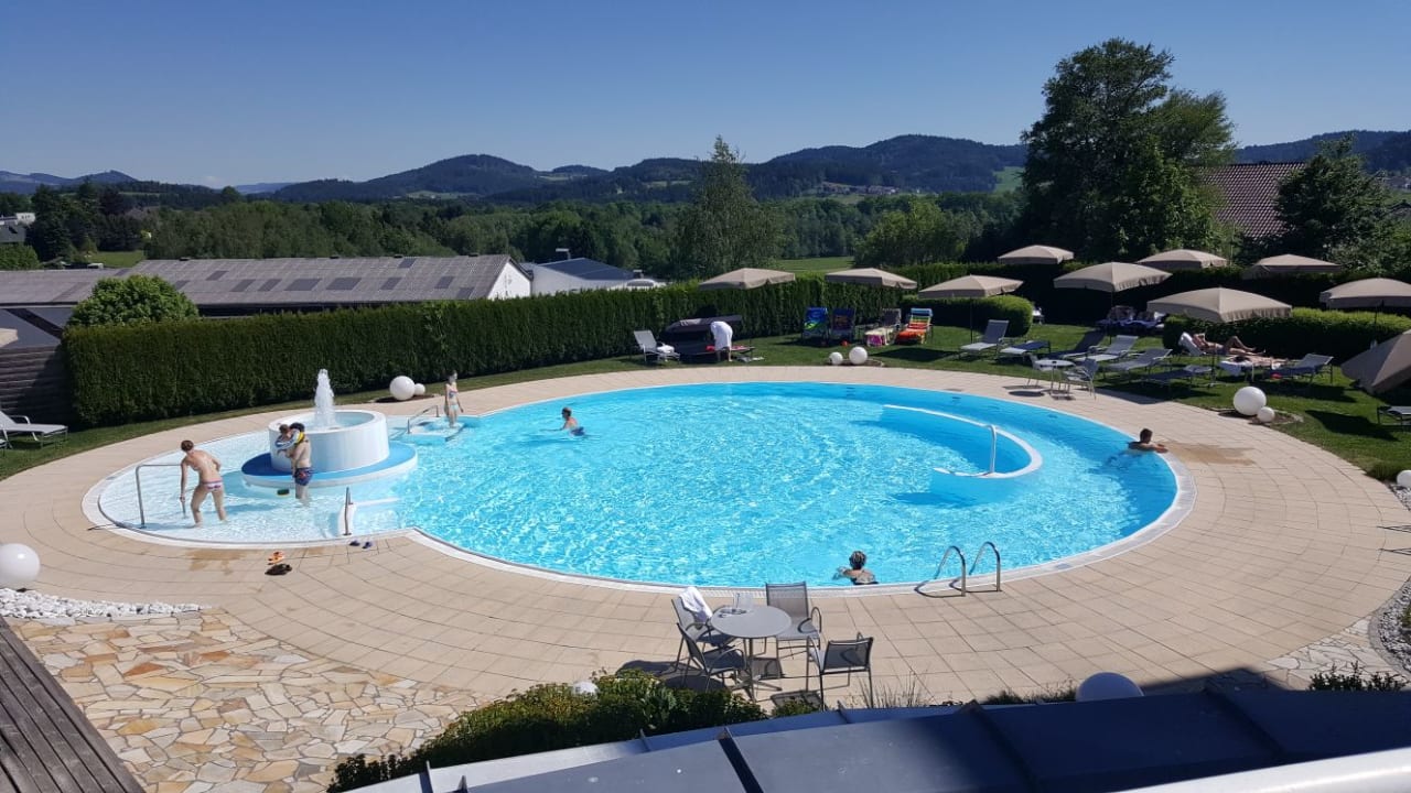Pool Hotel Almesberger