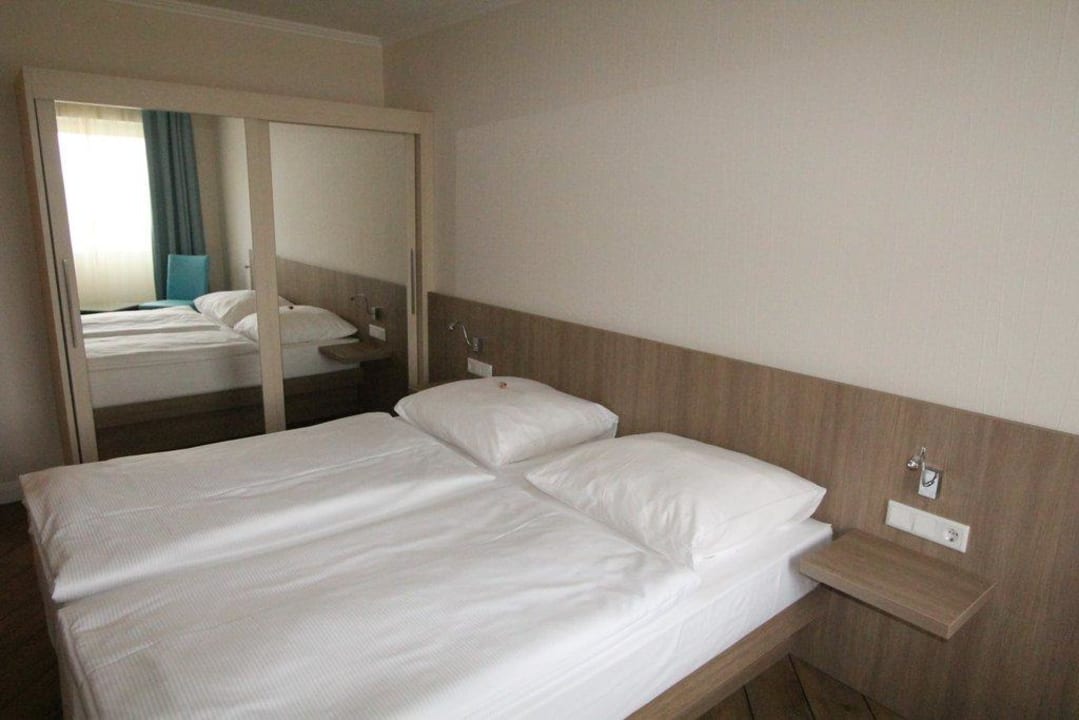 Zimmer Hotel Vier Jahreszeiten Lübeck