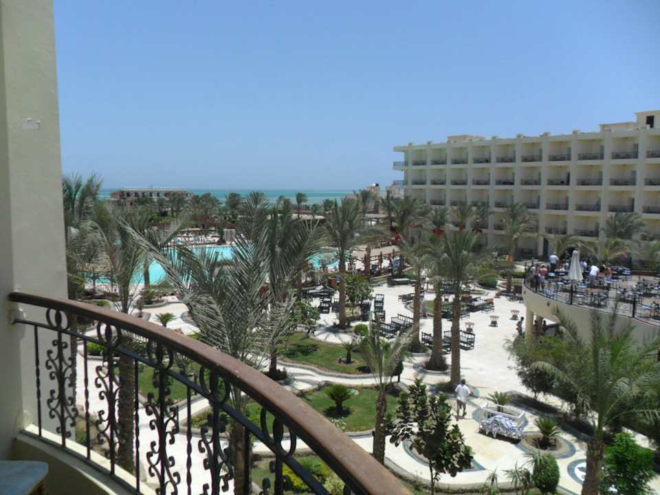 Вид из номера Le Jardin Aqua Park Resort