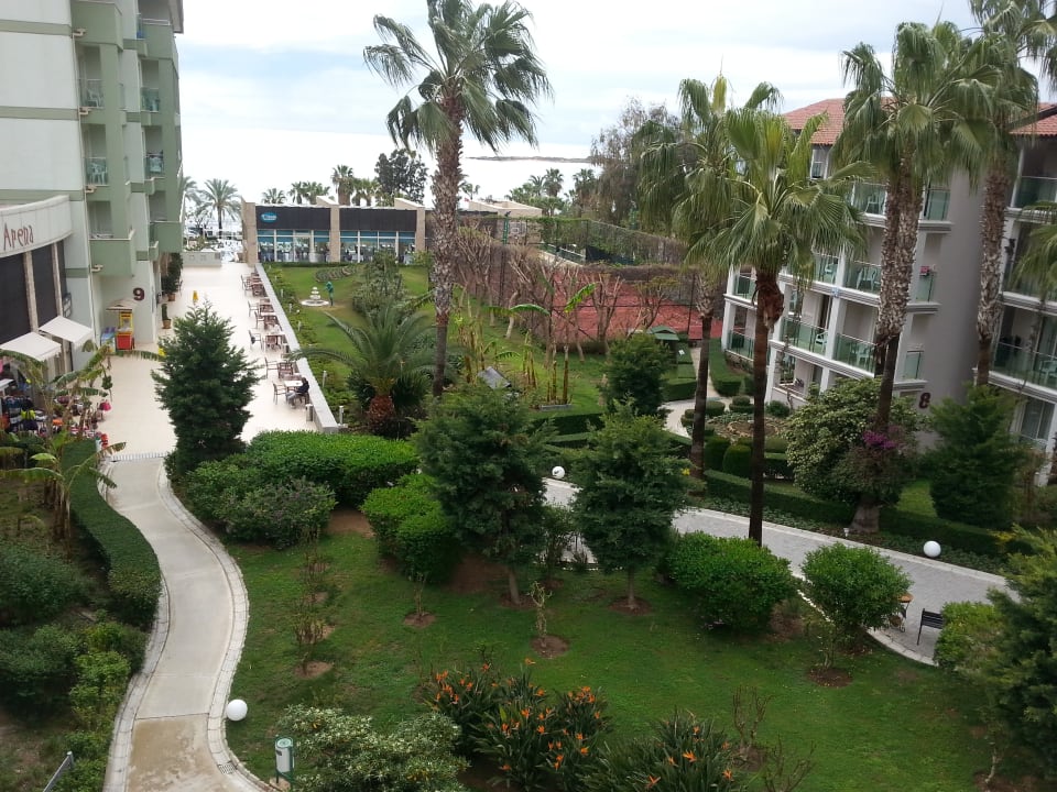 Gartenanlage Sealife Buket Resort & Beach