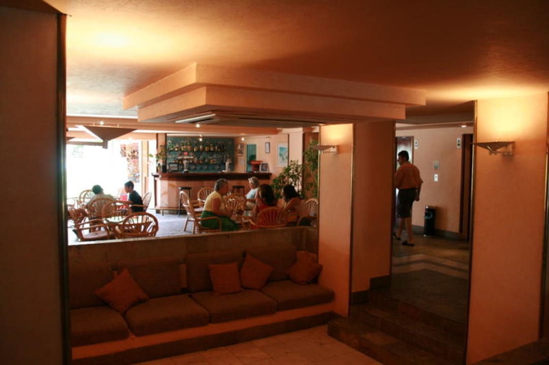 Lobby / Bar Golden Club Cabanas
