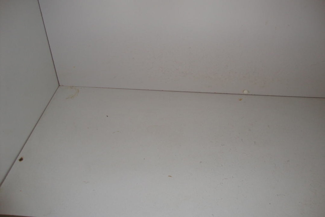 Schmutz in den Schränken Hotel NH Zandvoort