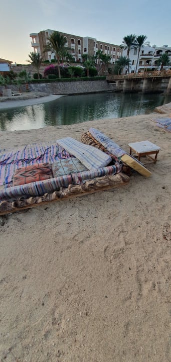 Strand Brayka Bay Resort