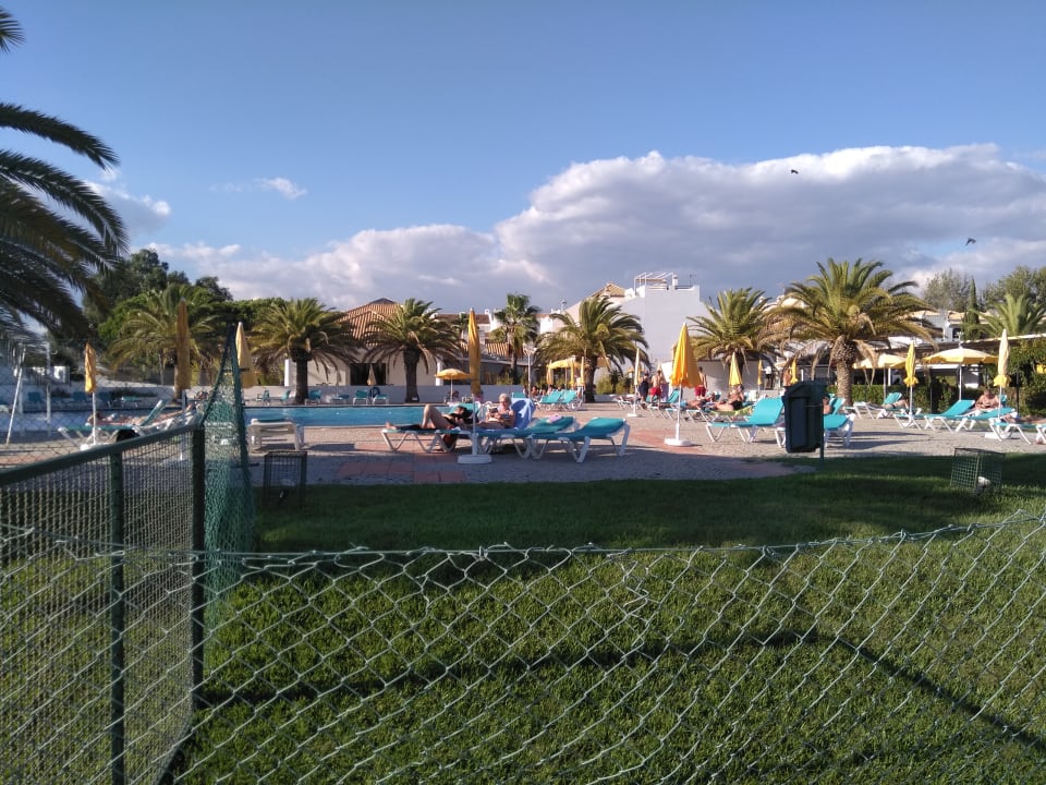 Pool Golden Club Cabanas