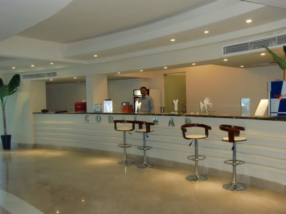 Lobbybar Coral Sun Beach