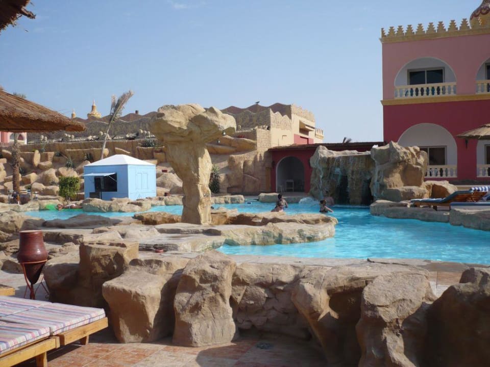 Hauptpool Pickalbatros Alf Leila Wa Leila Resort - Neverland Hurghada