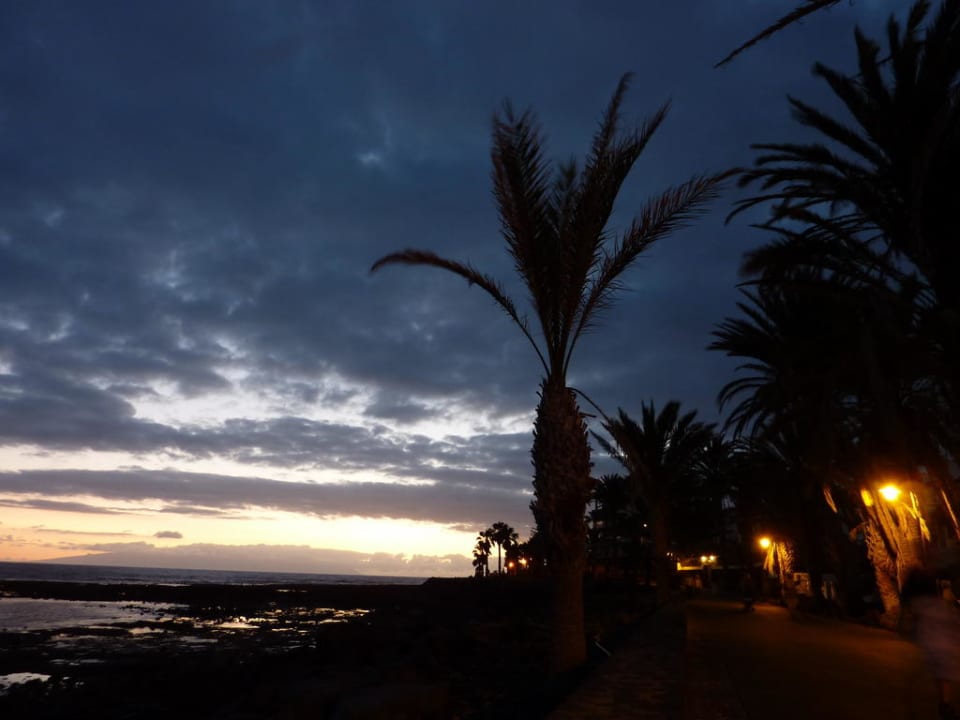 Sonnenuntergang Parque Santiago III Official
